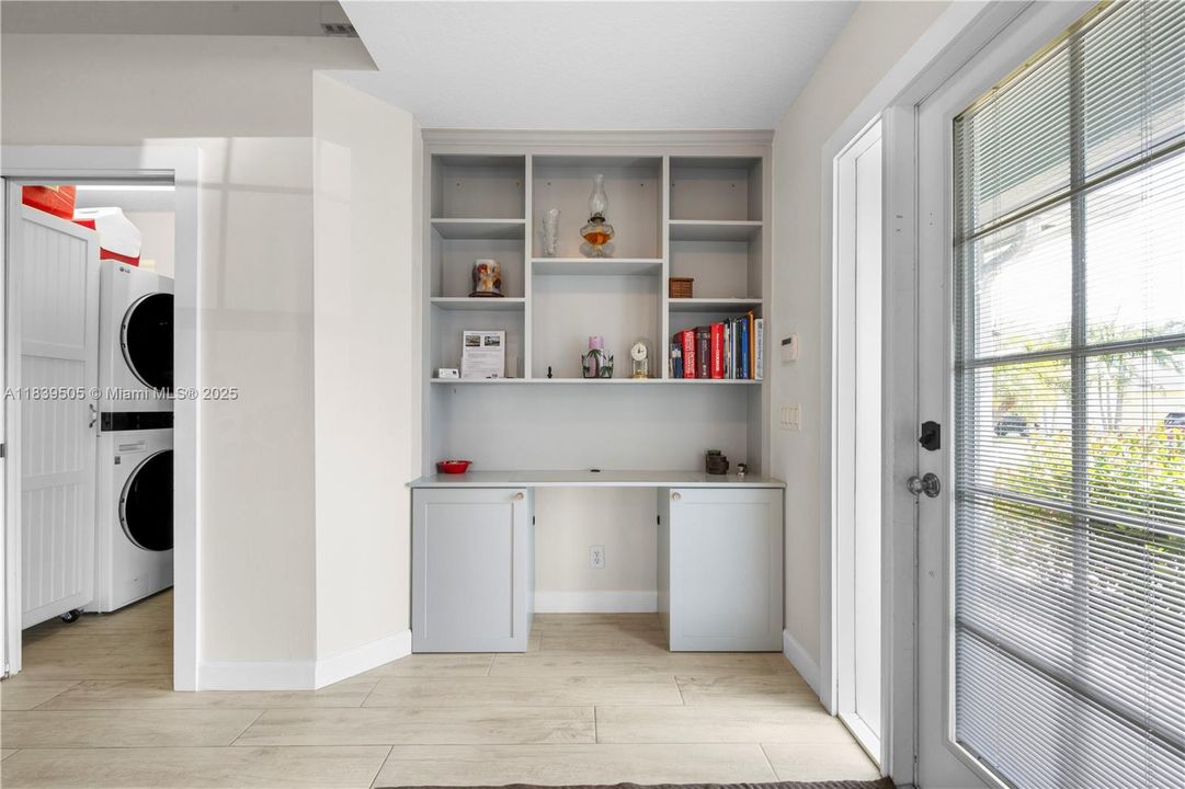 Recently Rented: $2,600 (3 beds, 2 baths, 1250 Square Feet)