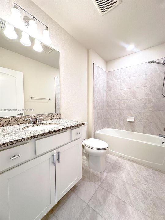 Recientemente alquilado: $2,600 (3 camas, 2 baños, 1663 Pies cuadrados)