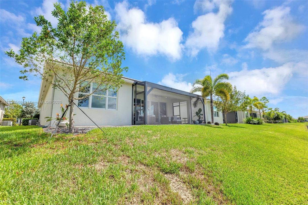 Vendido Recientemente: $550,000 (3 camas, 2 baños, 1750 Pies cuadrados)