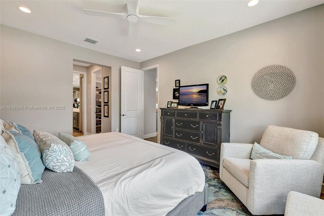 Vendido Recientemente: $550,000 (3 camas, 2 baños, 1750 Pies cuadrados)