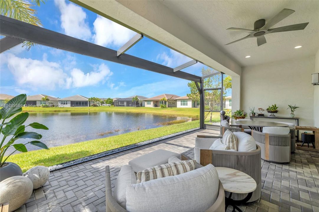 Vendido Recientemente: $550,000 (3 camas, 2 baños, 1750 Pies cuadrados)