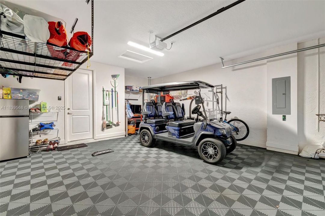 Vendido Recientemente: $550,000 (3 camas, 2 baños, 1750 Pies cuadrados)