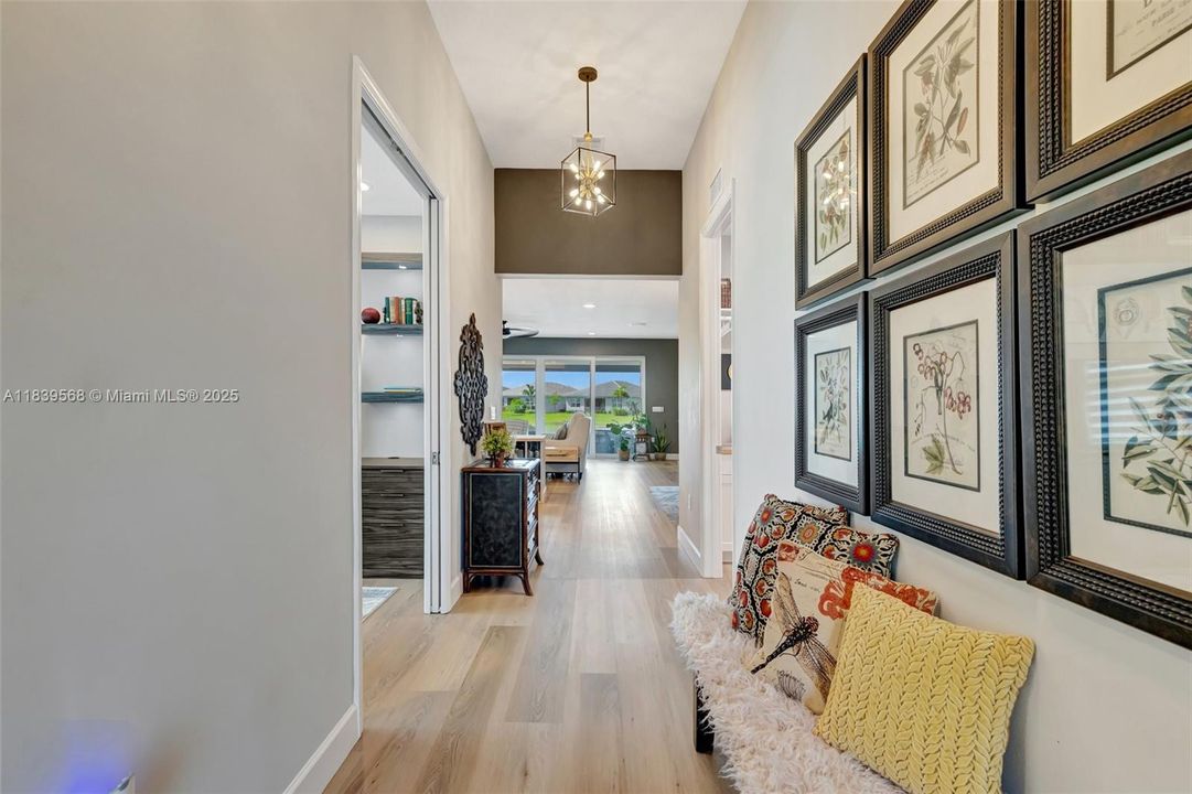 Vendido Recientemente: $550,000 (3 camas, 2 baños, 1750 Pies cuadrados)