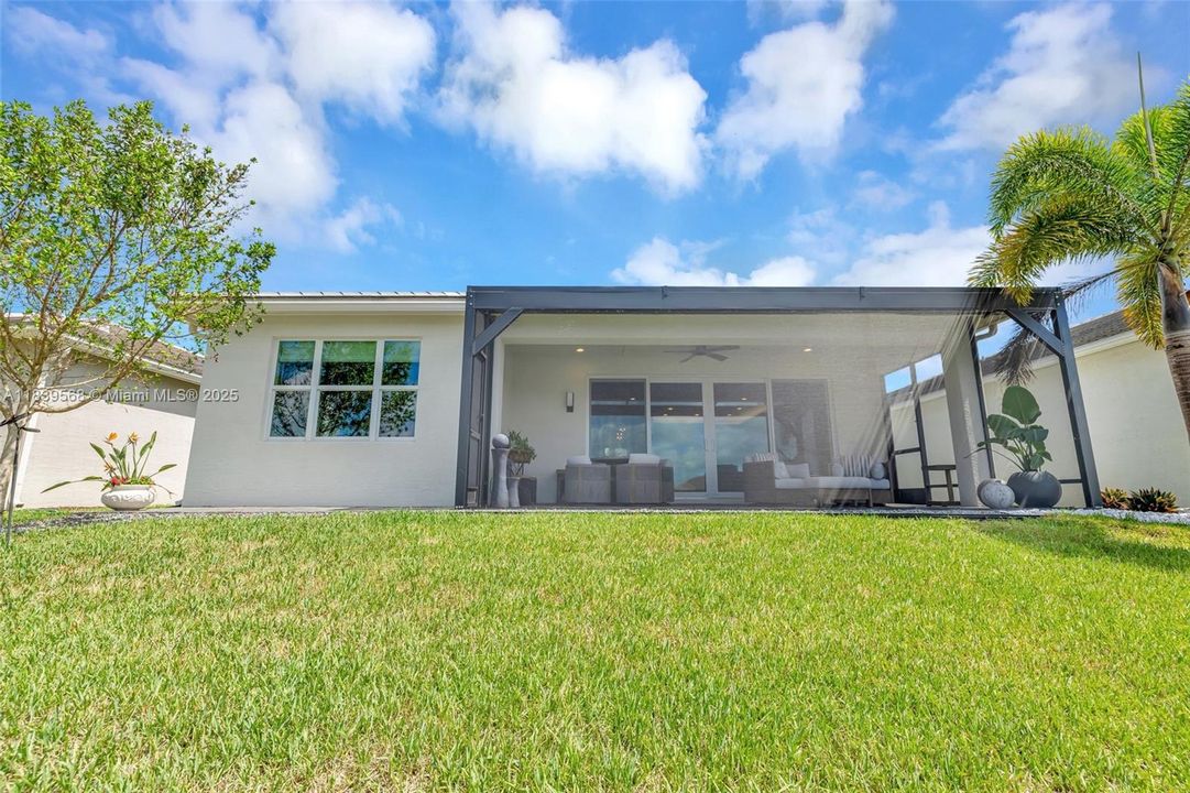 Vendido Recientemente: $550,000 (3 camas, 2 baños, 1750 Pies cuadrados)