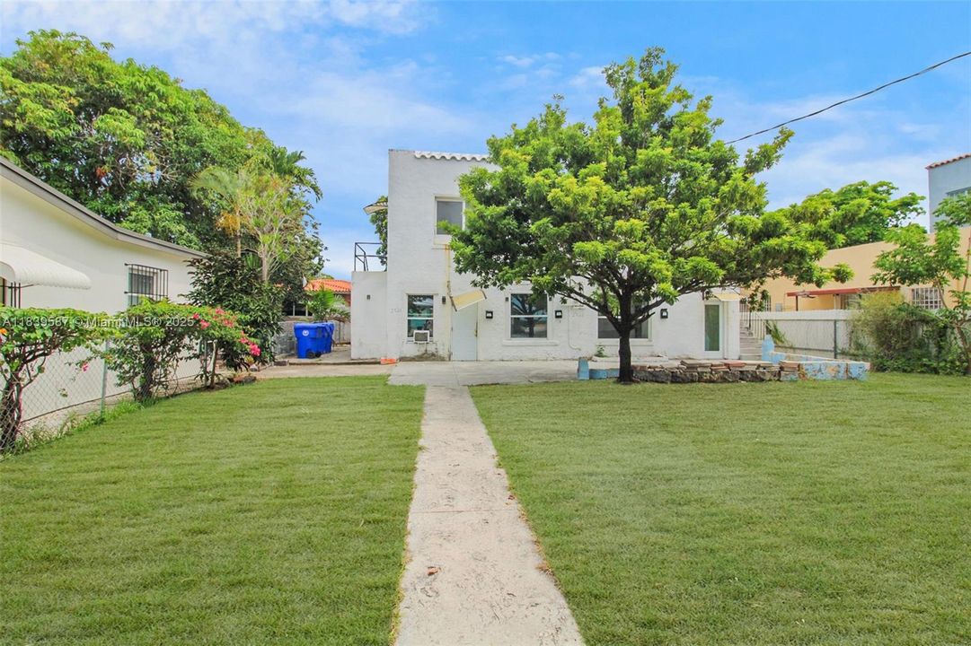 Active With Contract: $574,900 (0 beds, 0 baths, 2148 Square Feet)