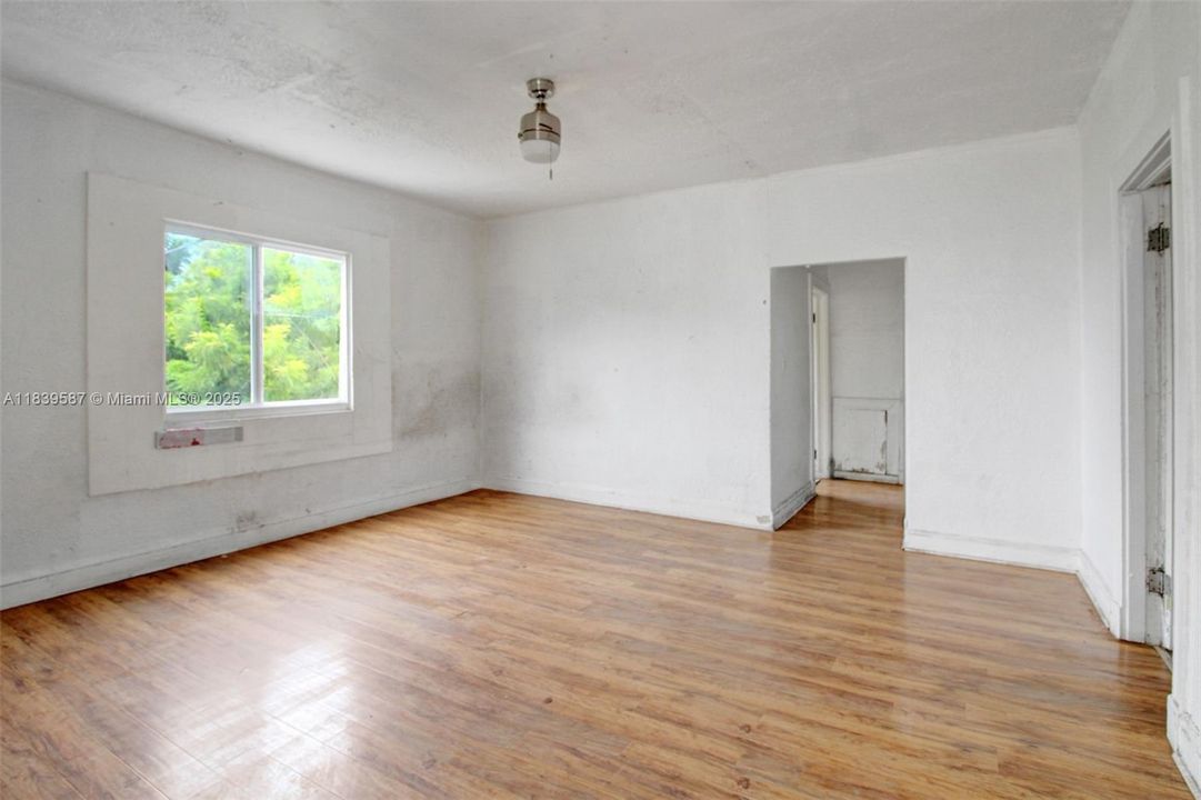 Active With Contract: $574,900 (0 beds, 0 baths, 2148 Square Feet)