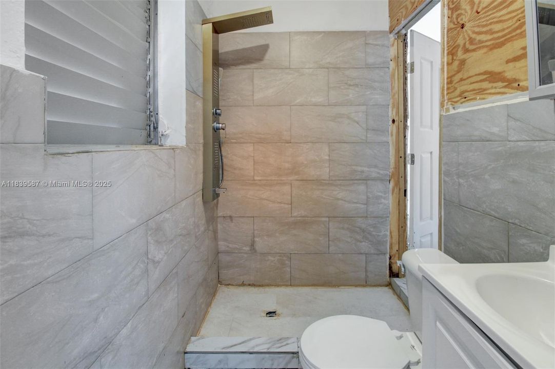 Active With Contract: $574,900 (0 beds, 0 baths, 2148 Square Feet)