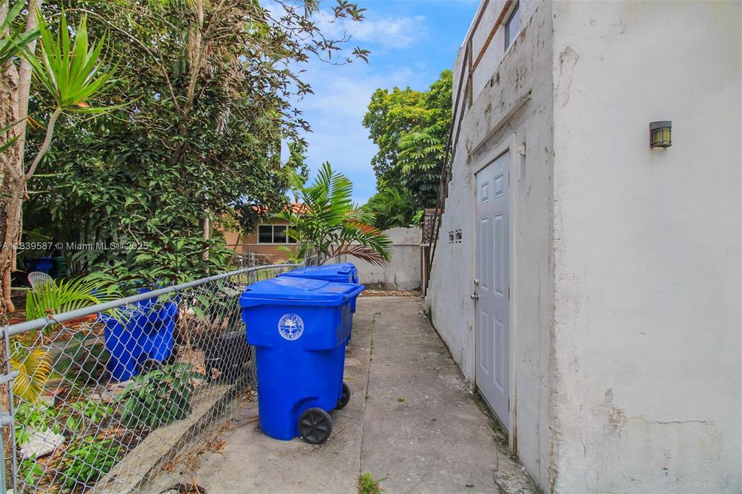 Active With Contract: $574,900 (0 beds, 0 baths, 2148 Square Feet)