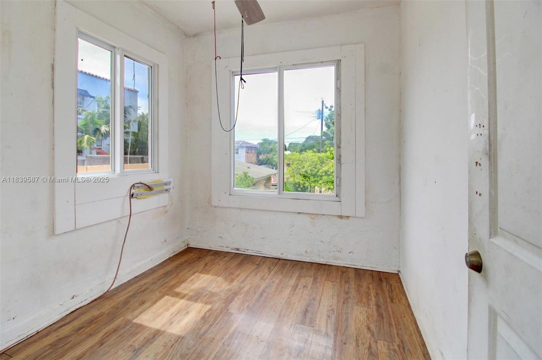 Active With Contract: $574,900 (0 beds, 0 baths, 2148 Square Feet)