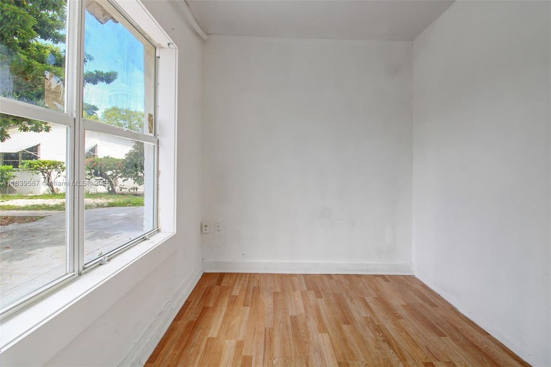 Active With Contract: $574,900 (0 beds, 0 baths, 2148 Square Feet)