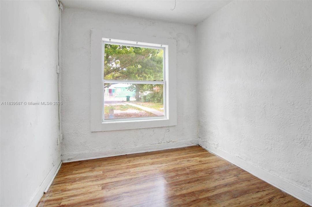 Active With Contract: $574,900 (0 beds, 0 baths, 2148 Square Feet)