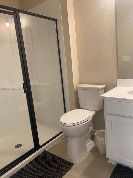 待售: $499,000 (5 贝兹, 3 浴室, 2800 平方英尺)