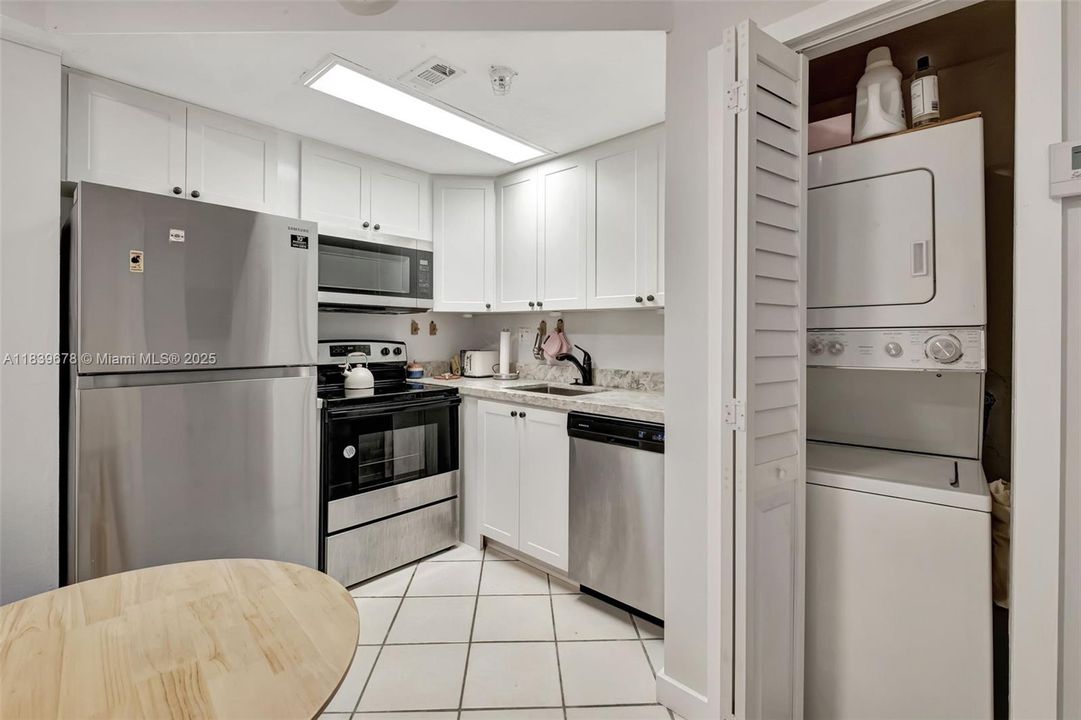 Vendido Recientemente: $269,000 (1 camas, 1 baños, 362 Pies cuadrados)