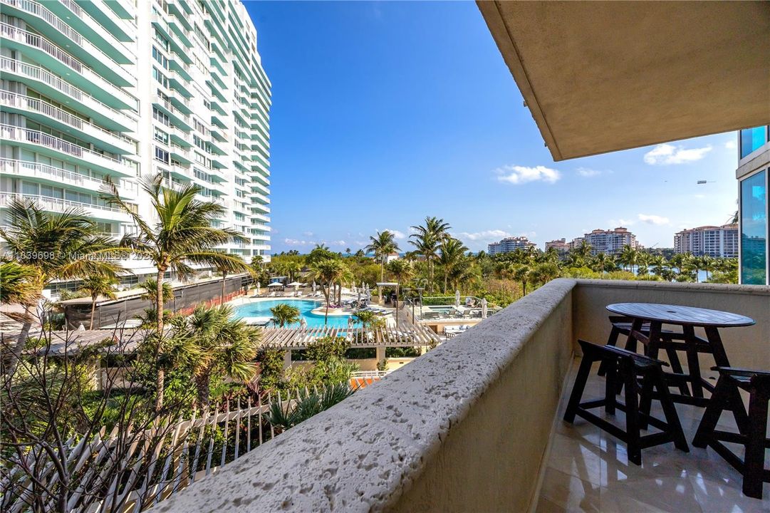 En Venta: $2,925,000 (3 camas, 2 baños, 2340 Pies cuadrados)