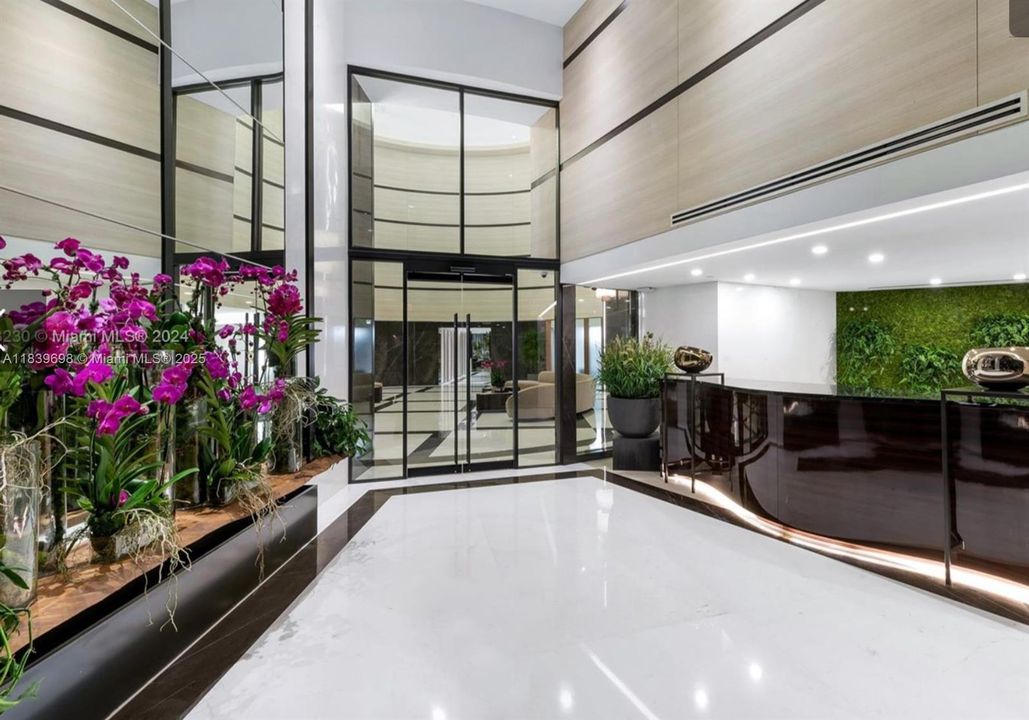 En Venta: $2,925,000 (3 camas, 2 baños, 2340 Pies cuadrados)