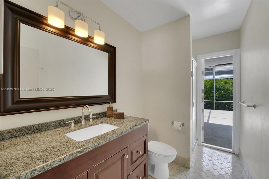 Recently Rented: $10,900 (4 beds, 3 baths, 2434 Square Feet)