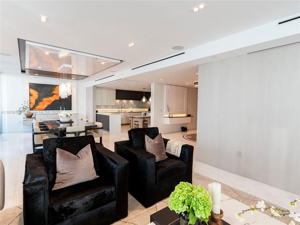 Active With Contract: $5,250,000 (3 beds, 5 baths, 4054 Square Feet)