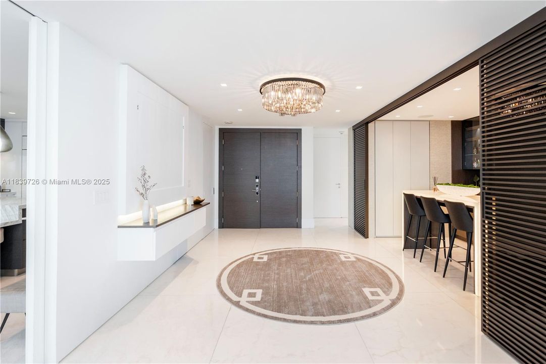 Active With Contract: $5,250,000 (3 beds, 5 baths, 4054 Square Feet)