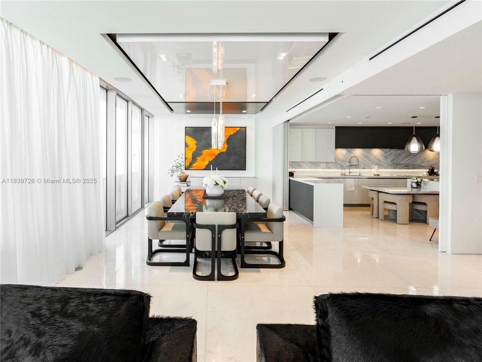 Active With Contract: $5,250,000 (3 beds, 5 baths, 4054 Square Feet)