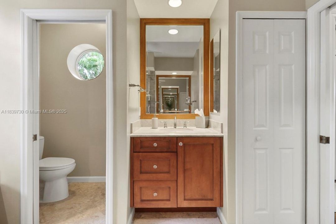 Recently Sold: $1,200,000 (3 beds, 2 baths, 2246 Square Feet)