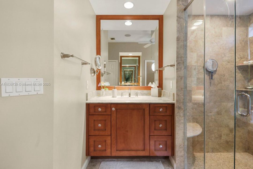 Recently Sold: $1,200,000 (3 beds, 2 baths, 2246 Square Feet)