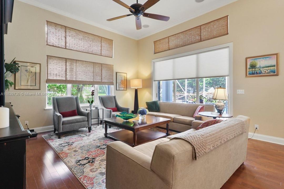 Recently Sold: $1,200,000 (3 beds, 2 baths, 2246 Square Feet)