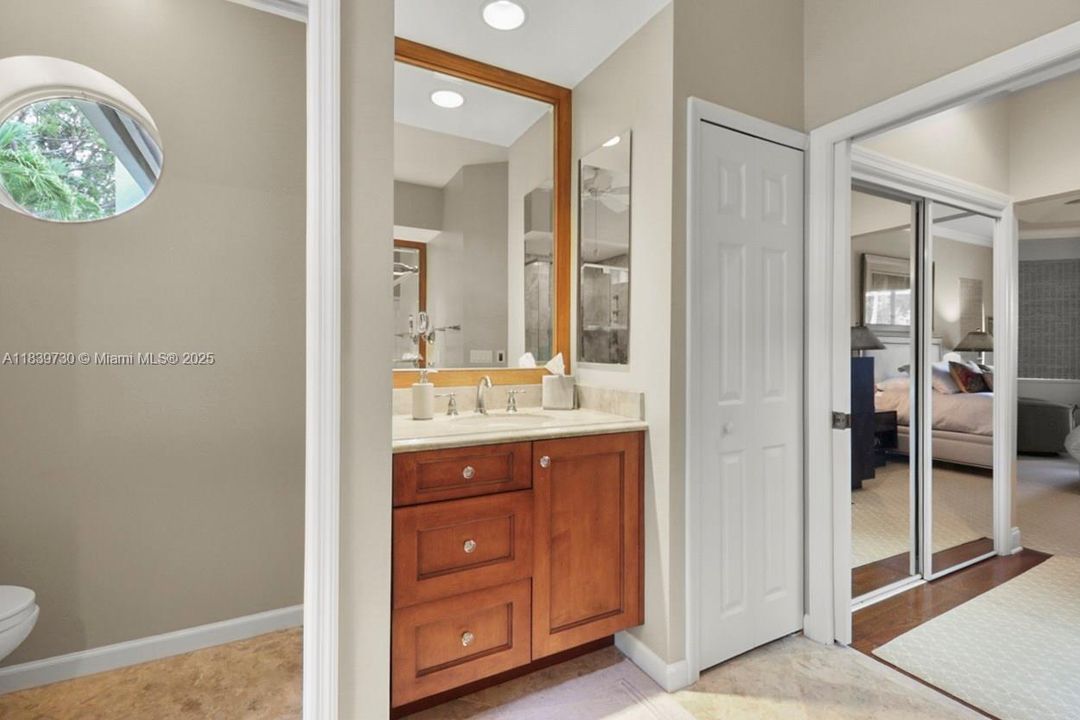 Recently Sold: $1,200,000 (3 beds, 2 baths, 2246 Square Feet)