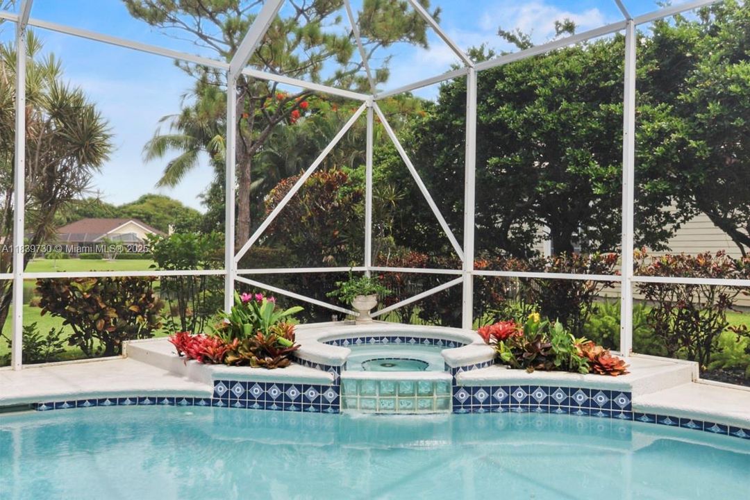 Recently Sold: $1,200,000 (3 beds, 2 baths, 2246 Square Feet)