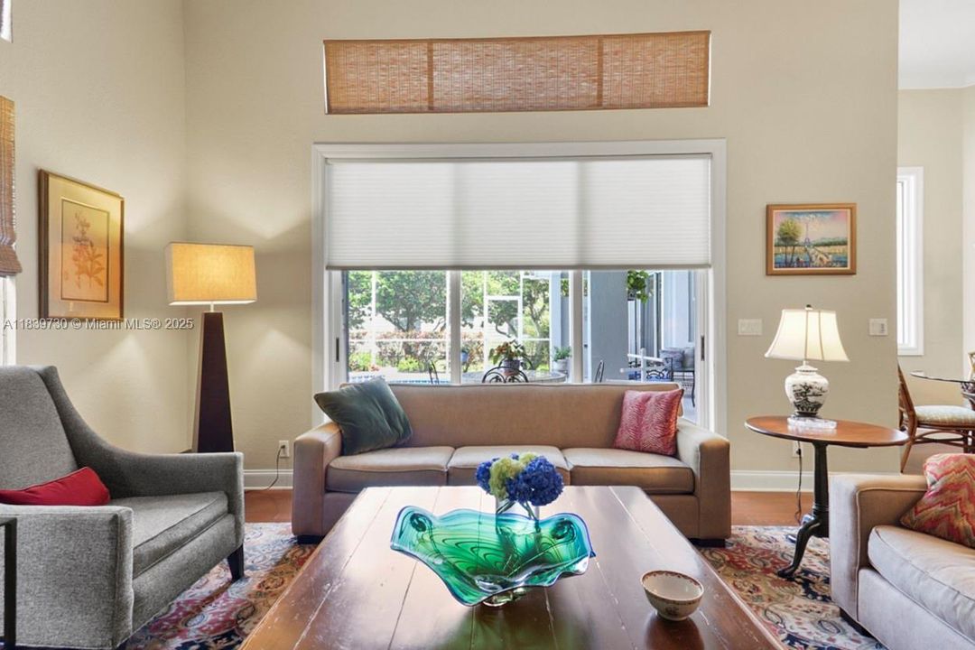 Recently Sold: $1,200,000 (3 beds, 2 baths, 2246 Square Feet)