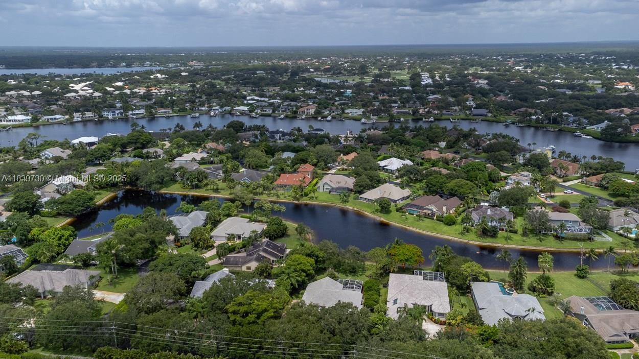 Recently Sold: $1,200,000 (3 beds, 2 baths, 2246 Square Feet)