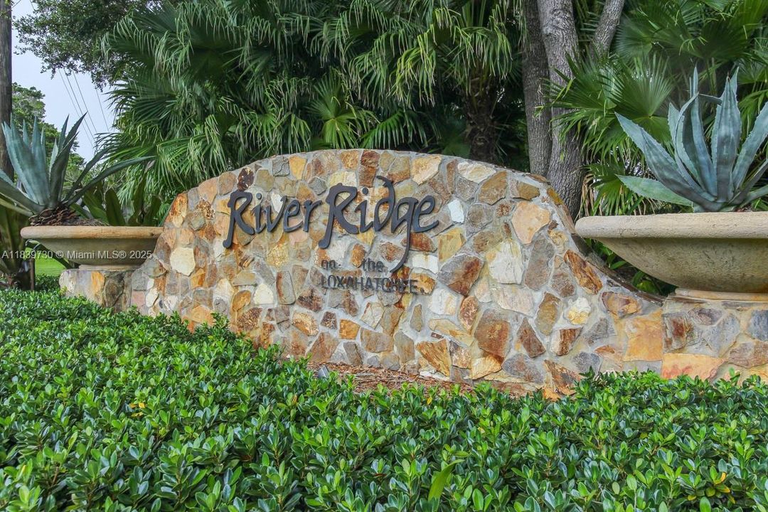 Recently Sold: $1,200,000 (3 beds, 2 baths, 2246 Square Feet)