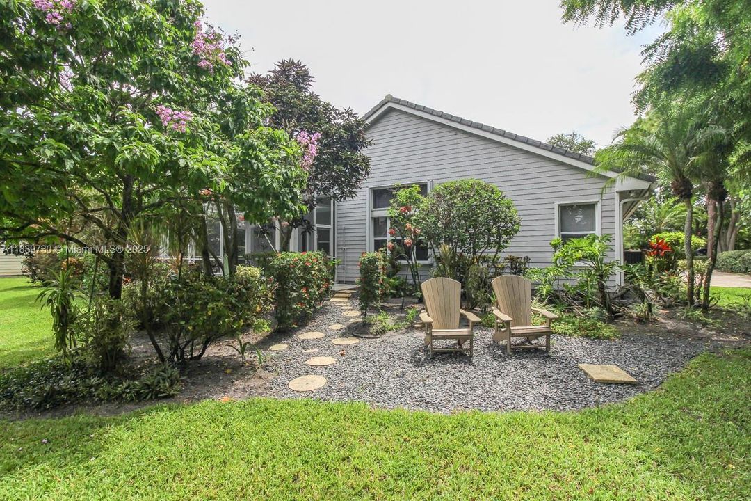 Recently Sold: $1,200,000 (3 beds, 2 baths, 2246 Square Feet)