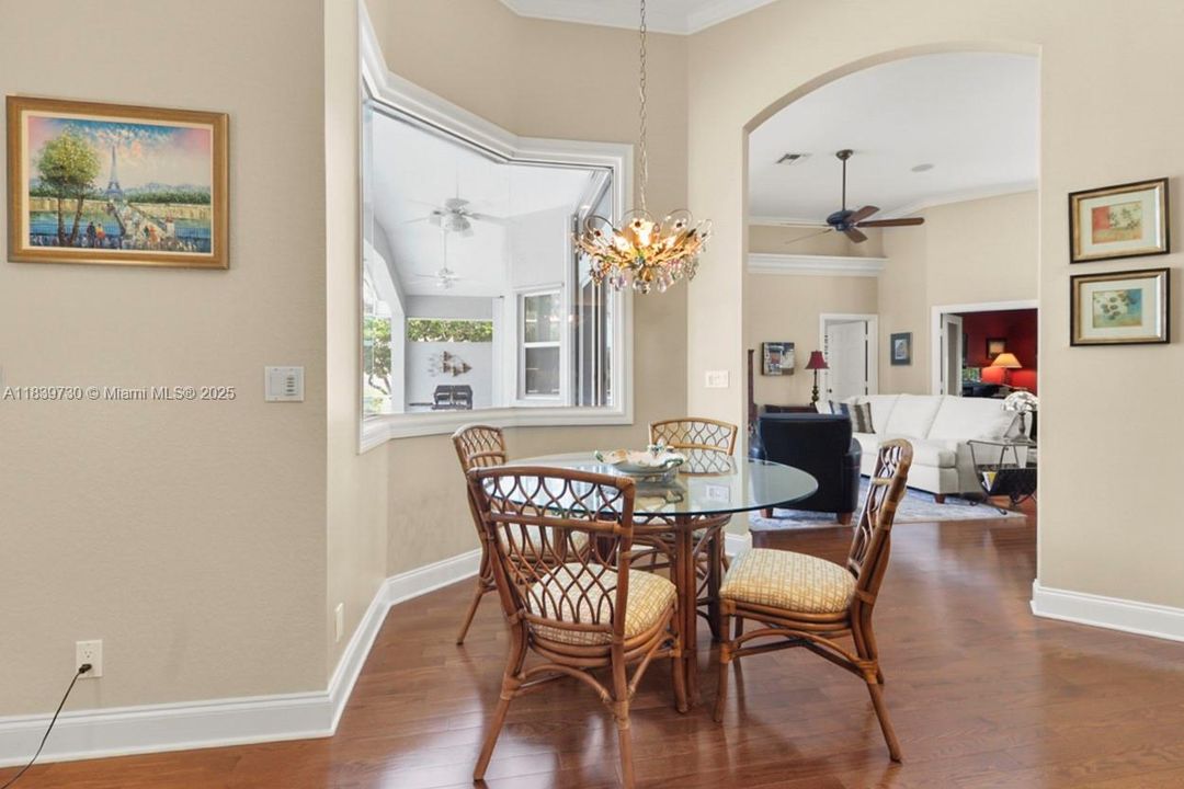 Recently Sold: $1,200,000 (3 beds, 2 baths, 2246 Square Feet)