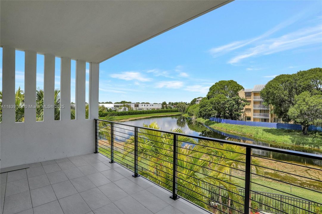 For Rent: $18,500 (5 beds, 6 baths, 7230 Square Feet)