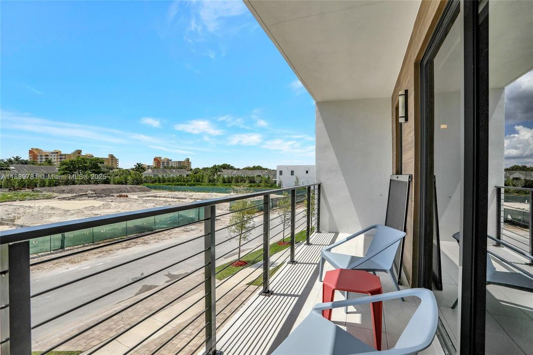 For Rent: $18,500 (5 beds, 6 baths, 7230 Square Feet)