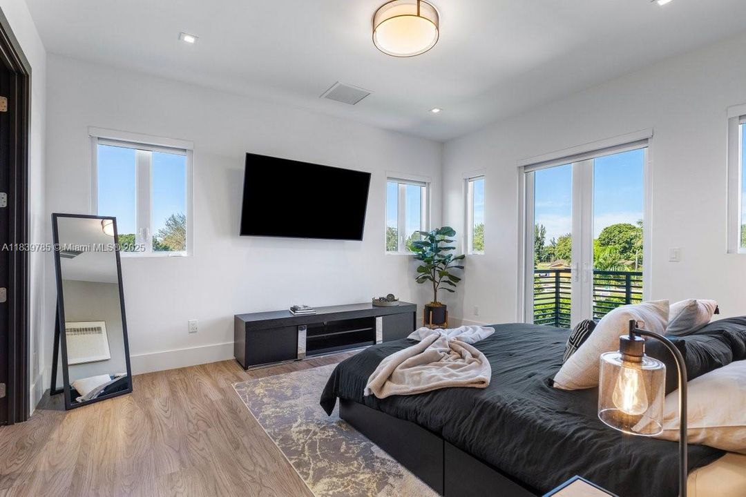 En Venta: $11,900,000 (7 camas, 7 baños, 8718 Pies cuadrados)