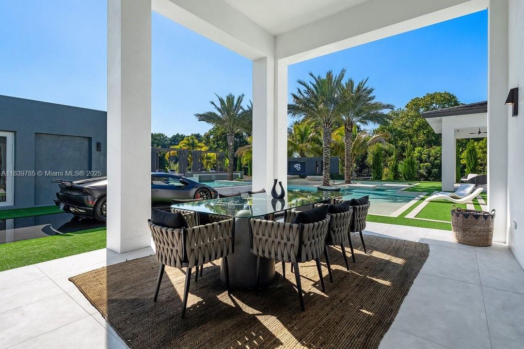 En Venta: $11,900,000 (7 camas, 7 baños, 8718 Pies cuadrados)