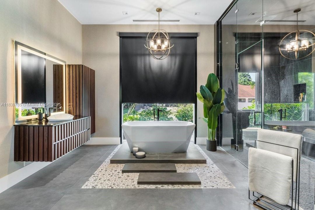 En Venta: $11,900,000 (7 camas, 7 baños, 8718 Pies cuadrados)