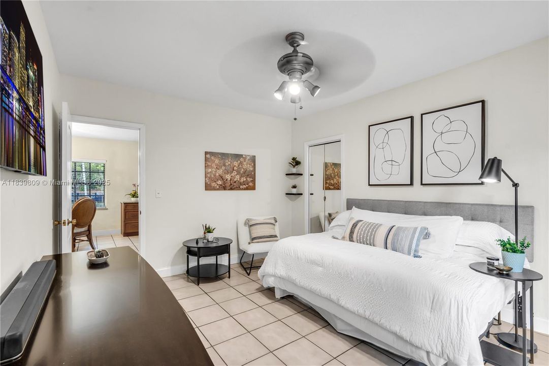 For Sale: $1,054,000 (0 beds, 0 baths, 2370 Square Feet)