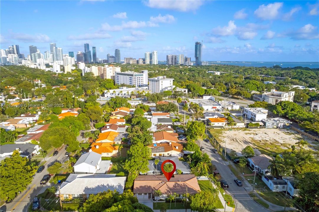 For Sale: $1,054,000 (0 beds, 0 baths, 2370 Square Feet)