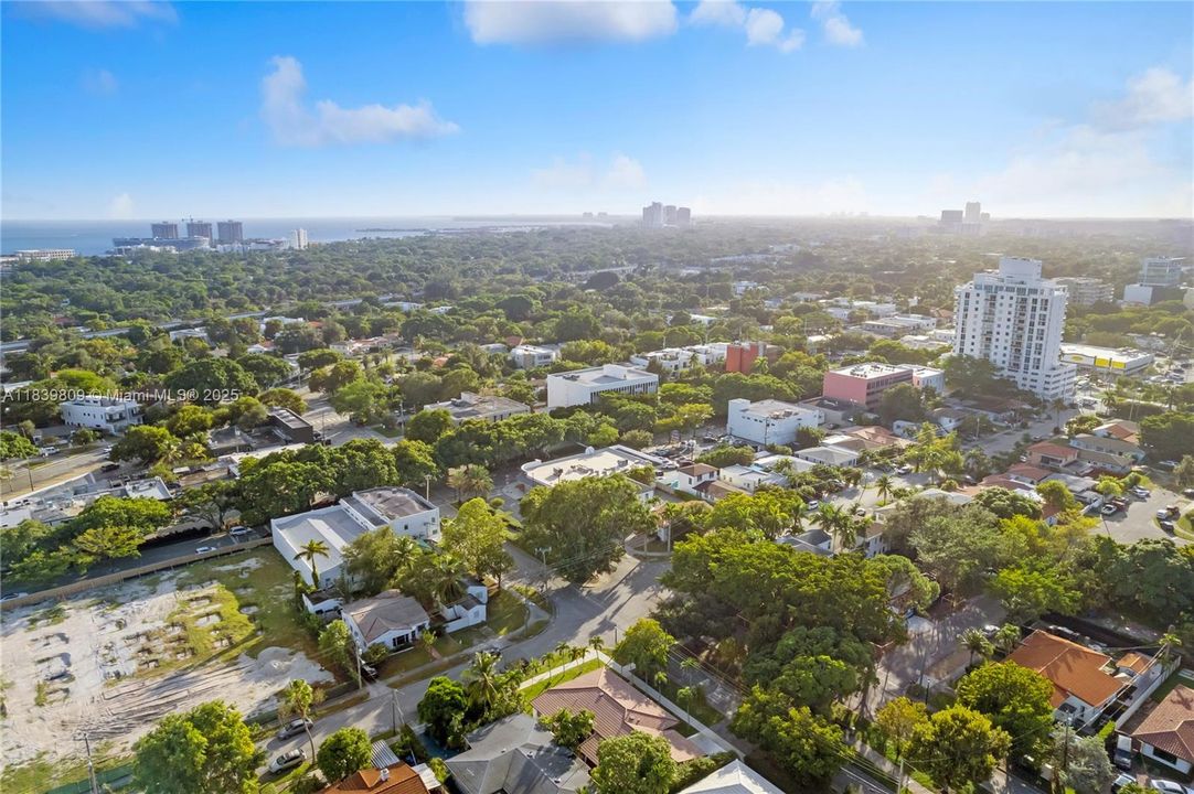 For Sale: $1,054,000 (0 beds, 0 baths, 2370 Square Feet)