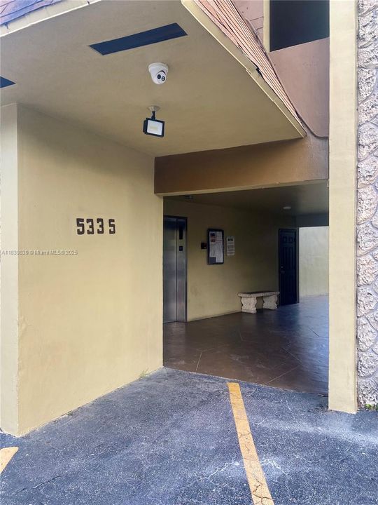 最近售出: $120,000 (2 贝兹, 2 浴室, 1000 平方英尺)