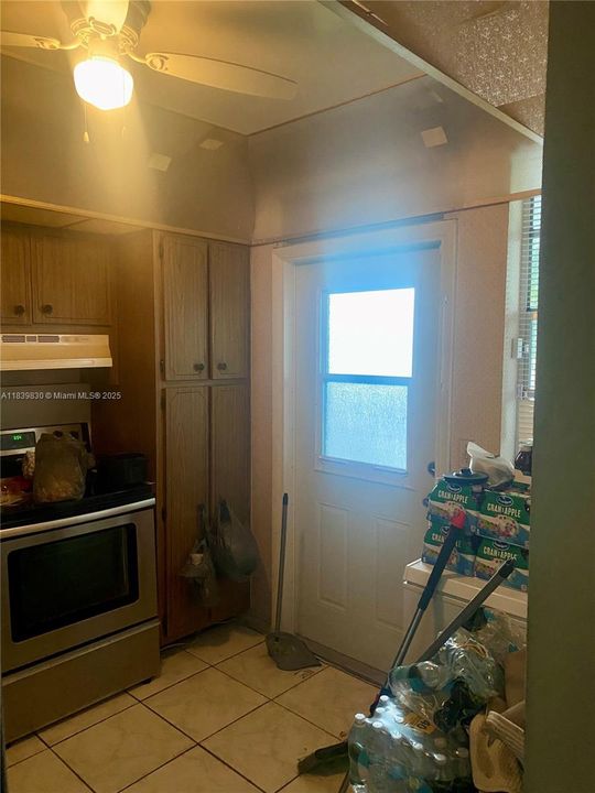 最近售出: $120,000 (2 贝兹, 2 浴室, 1000 平方英尺)