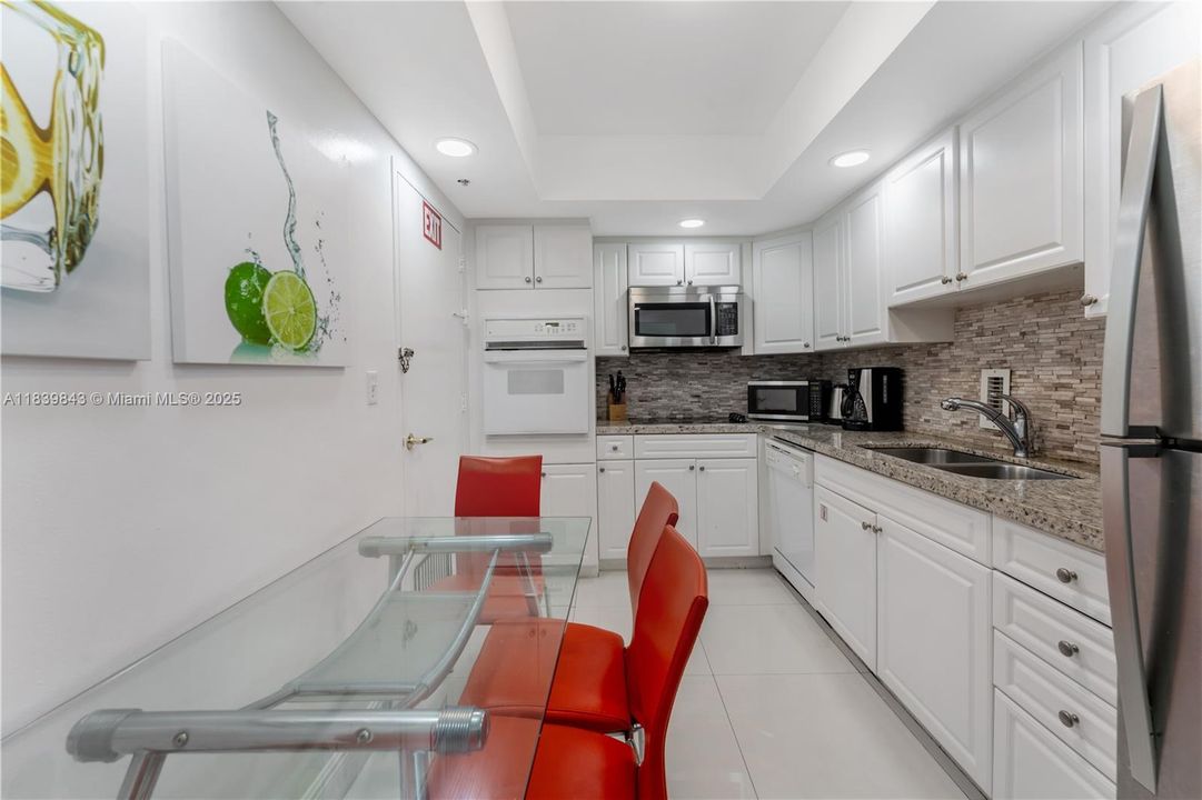 En Venta: $499,900 (1 camas, 1 baños, 874 Pies cuadrados)