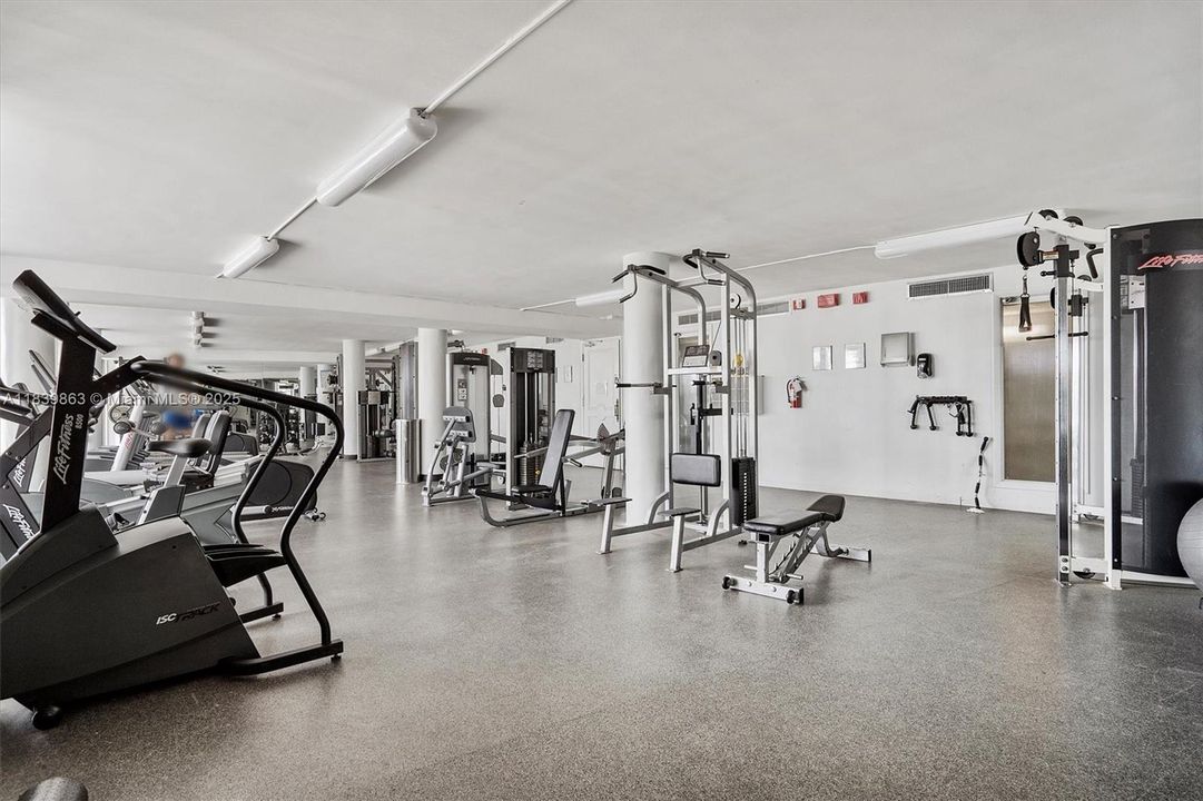 На продажу: $349,000 (0 спален, 1 ванн, 726 Квадратных фут)