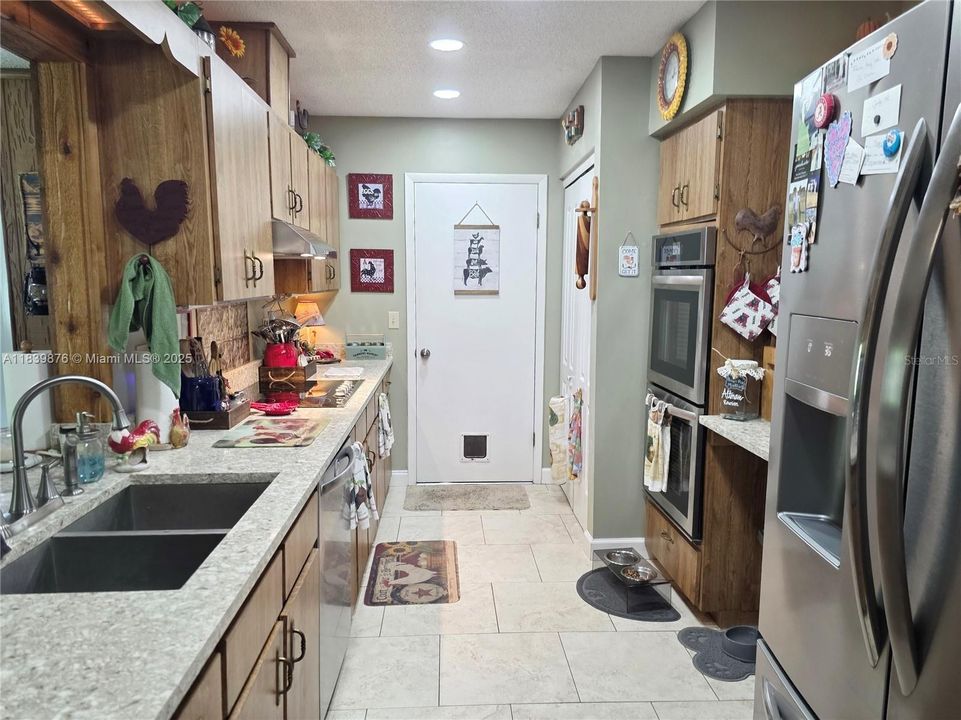 待售: $379,000 (3 贝兹, 2 浴室, 1416 平方英尺)