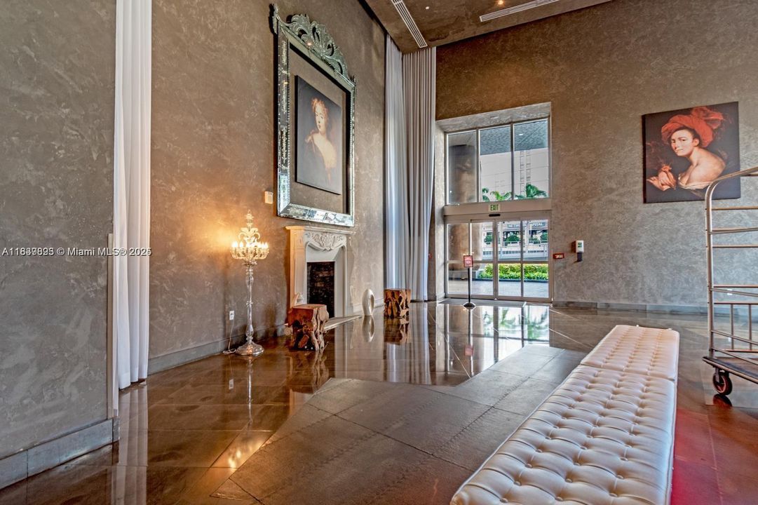 For Sale: $1,150,000 (2 beds, 2 baths, 1459 Square Feet)