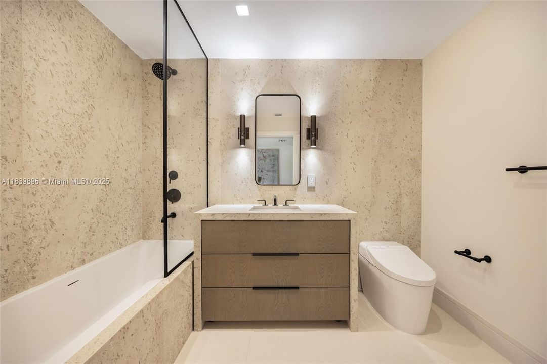 待售: $11,850,000 (6 贝兹, 7 浴室, 6263 平方英尺)