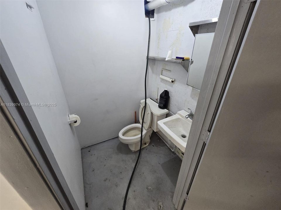 Active With Contract: $640,000 (0 beds, 0 baths, 0 Square Feet)