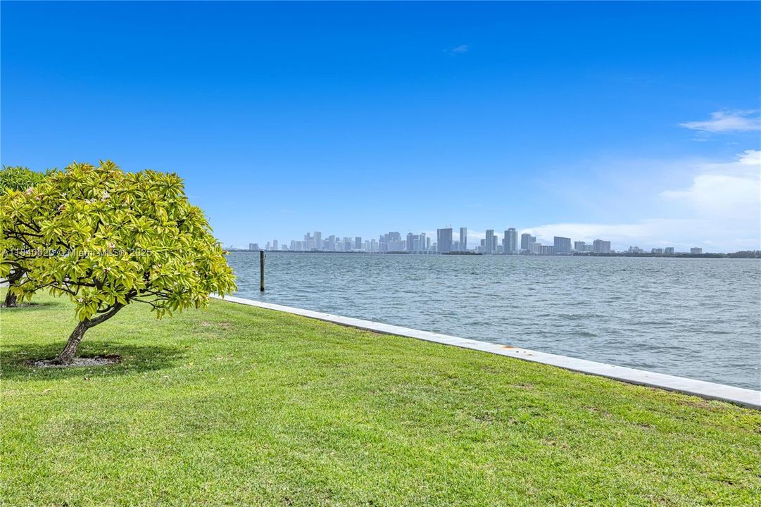 En Venta: $10,750,000 (4 camas, 3 baños, 2986 Pies cuadrados)